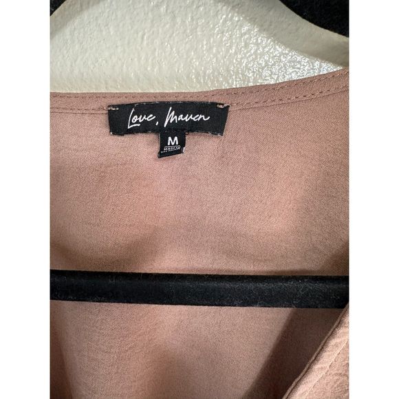 Love, Maven Women's Faux Wrap Blouse with 3/4 Sleeves Elastic Waist, Size M - Picture 2 of 4